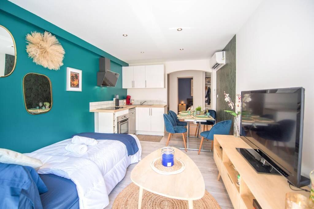 4 Couchages Climatise Direct Plage Wifi Parking Antibes Esterno foto